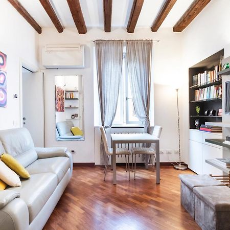 Apartamento Cosy And Bright Flat In The Heart Of Porta Venezia Milán Exterior foto
